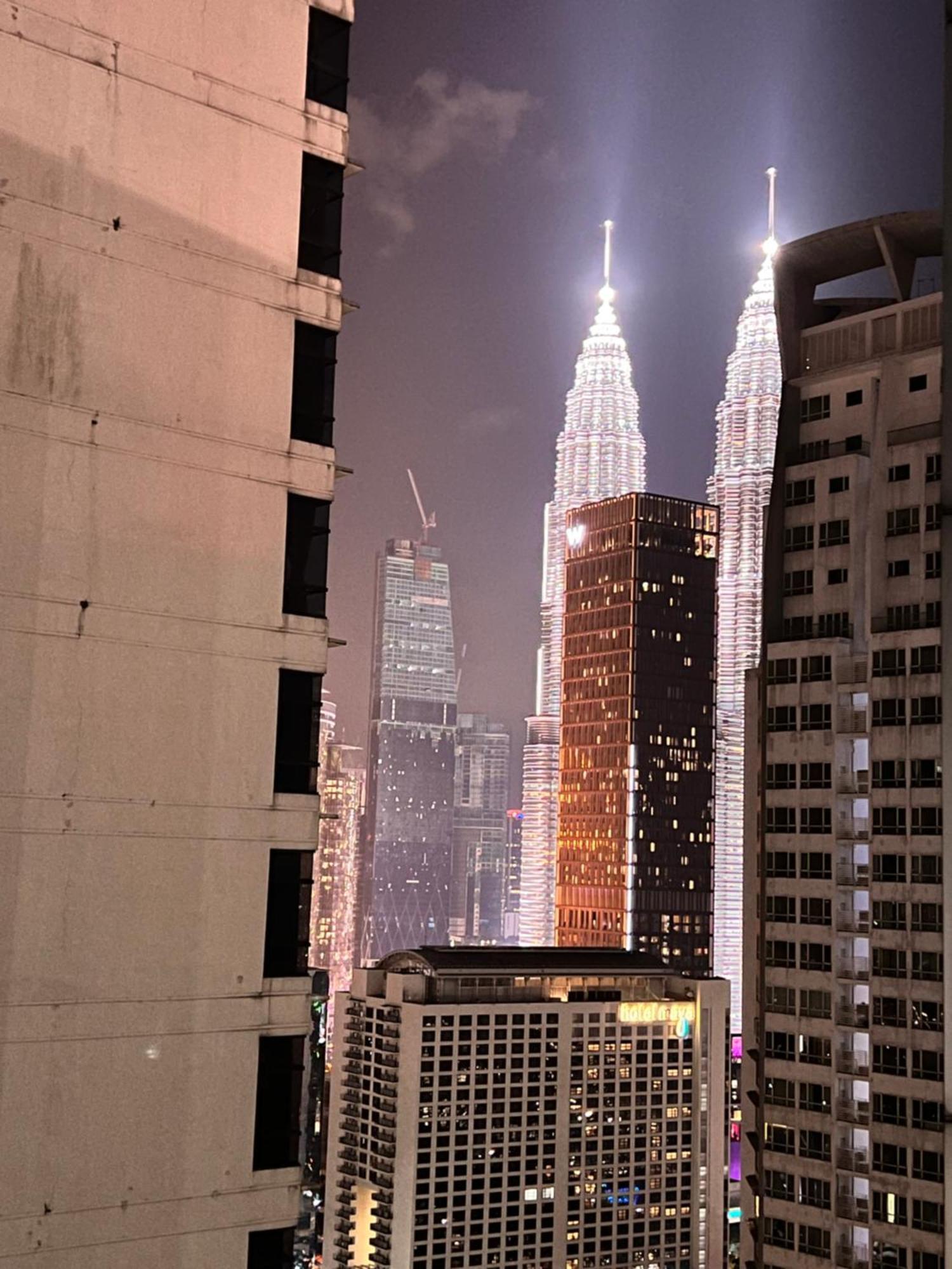 Mercu Summer Suites Klcc By Tasrifa Куала Лумпур Екстериор снимка